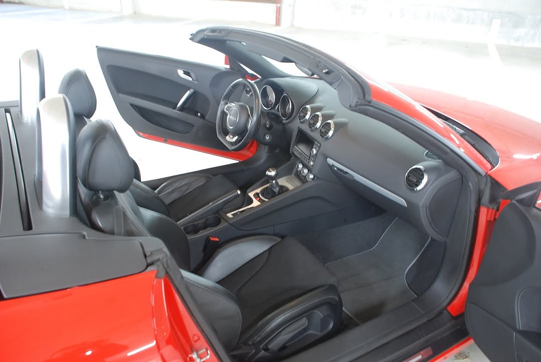 Audi TT Roadster S-Line — photo 6