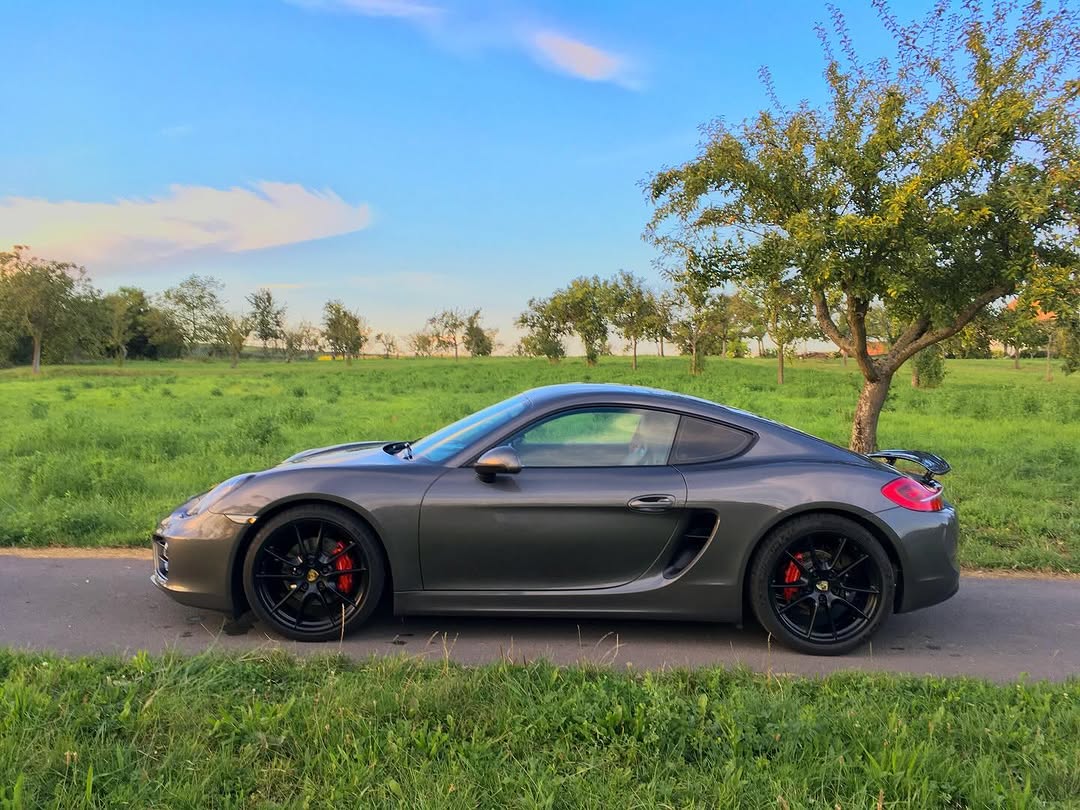 Porsche Cayman S — photo 2