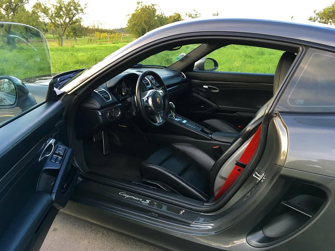 Porsche Cayman S — photo 4