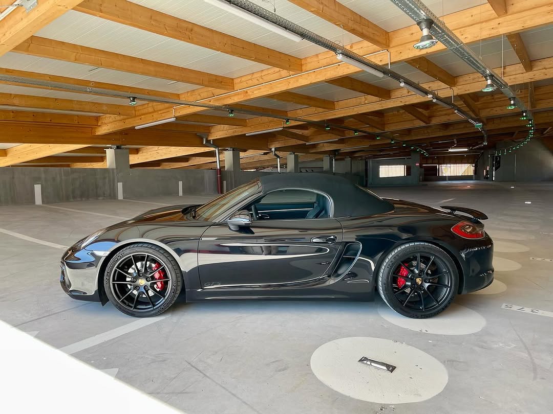 Porsche Boxster GTS — photo 1