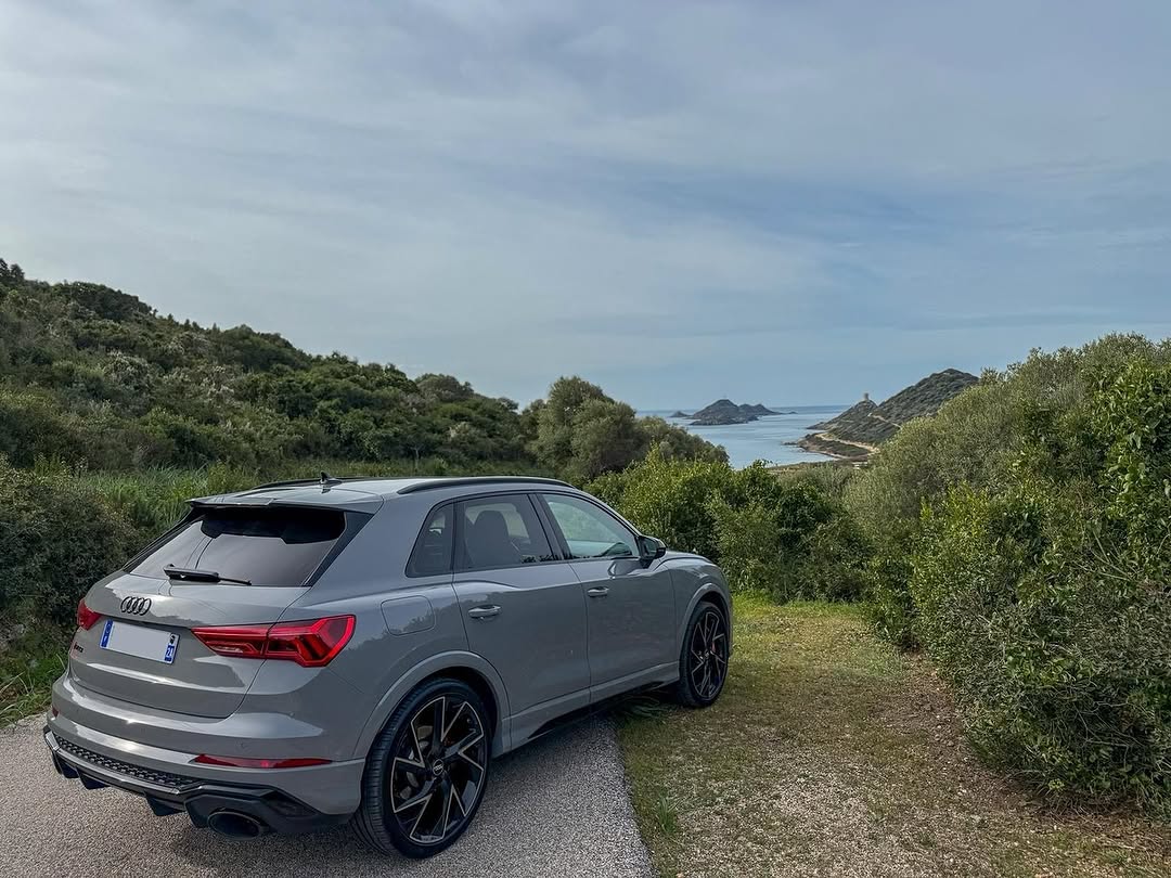 Audi RSQ3 Quattro S-tronic 2.5 TFSI — photo 2