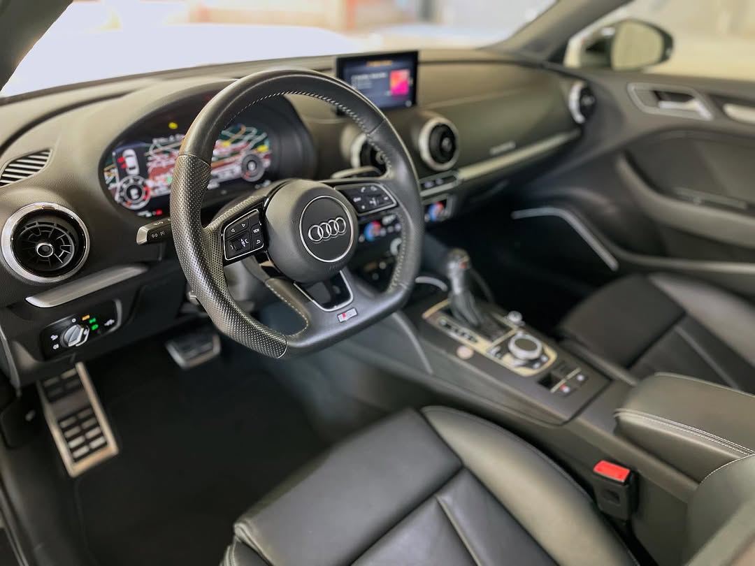 Audi A3 Limousine 40 Quattro S-line plus — photo 7