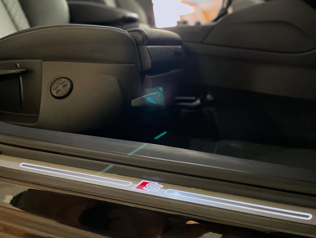 Audi A3 Limousine 40 Quattro S-line plus — photo 13