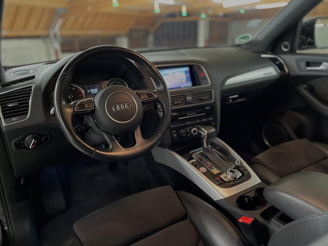 Audi Q5 Facelift Quattro S-tronic 2.0 TFSI — photo 7