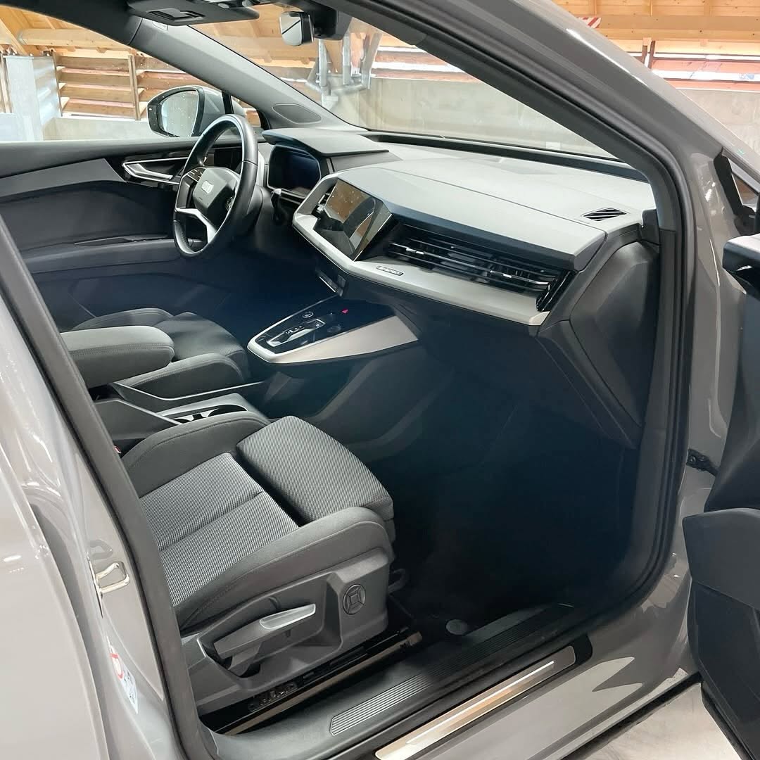 Audi Q4 35 e-tron — photo 6