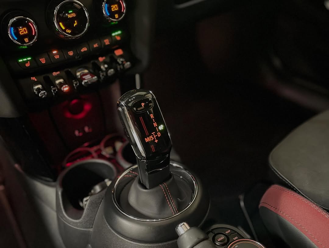 Mini John Cooper Works (JCW) — photo 15