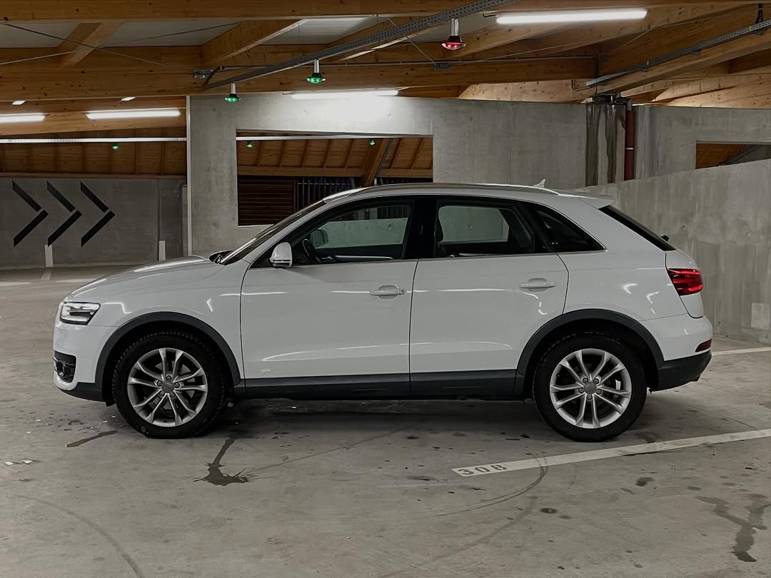 Audi Q3 Ambition Luxe Quattro S-tronic — photo 3