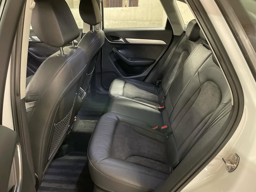 Audi Q3 Ambition Luxe Quattro S-tronic — photo 8