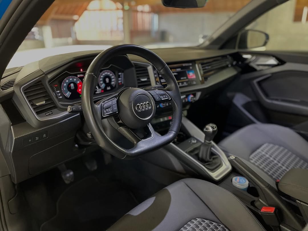Audi A1 Sportback 30 S-Line Edition One — photo 6