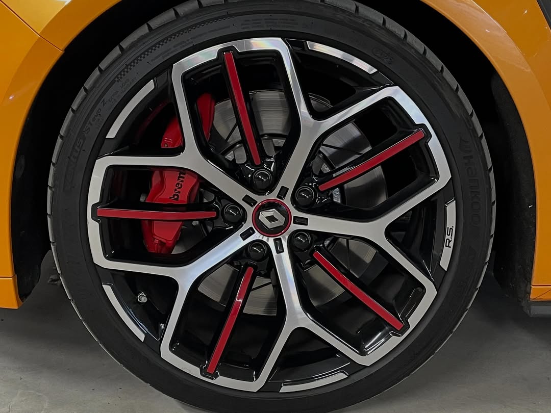 RENAULT SPORT Megane IV RS Trophy — photo 8