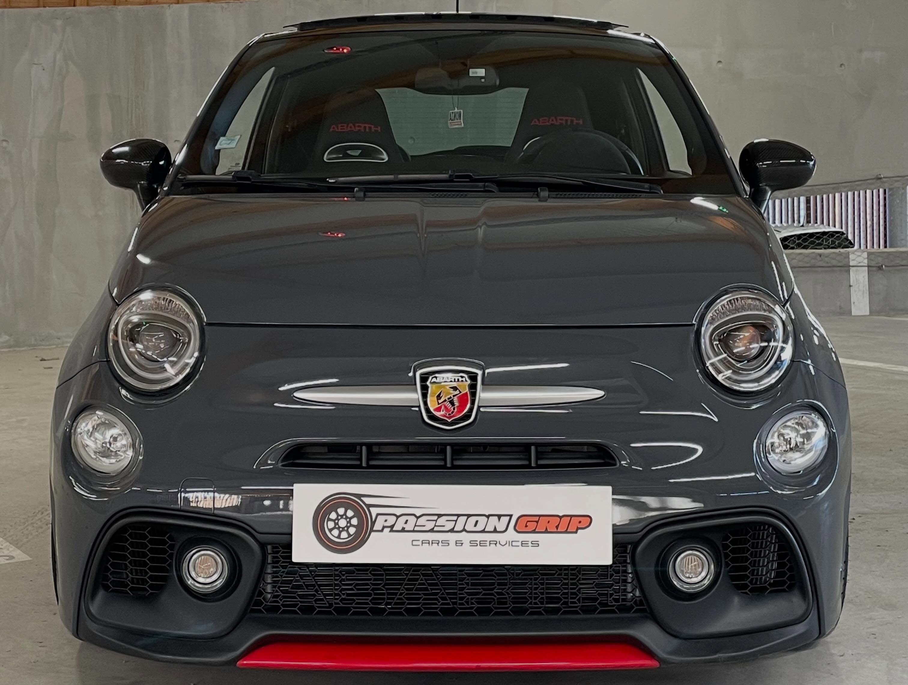 Fiat 500 - Abarth 695 XSR Yamaha Limited Edition — photo 2