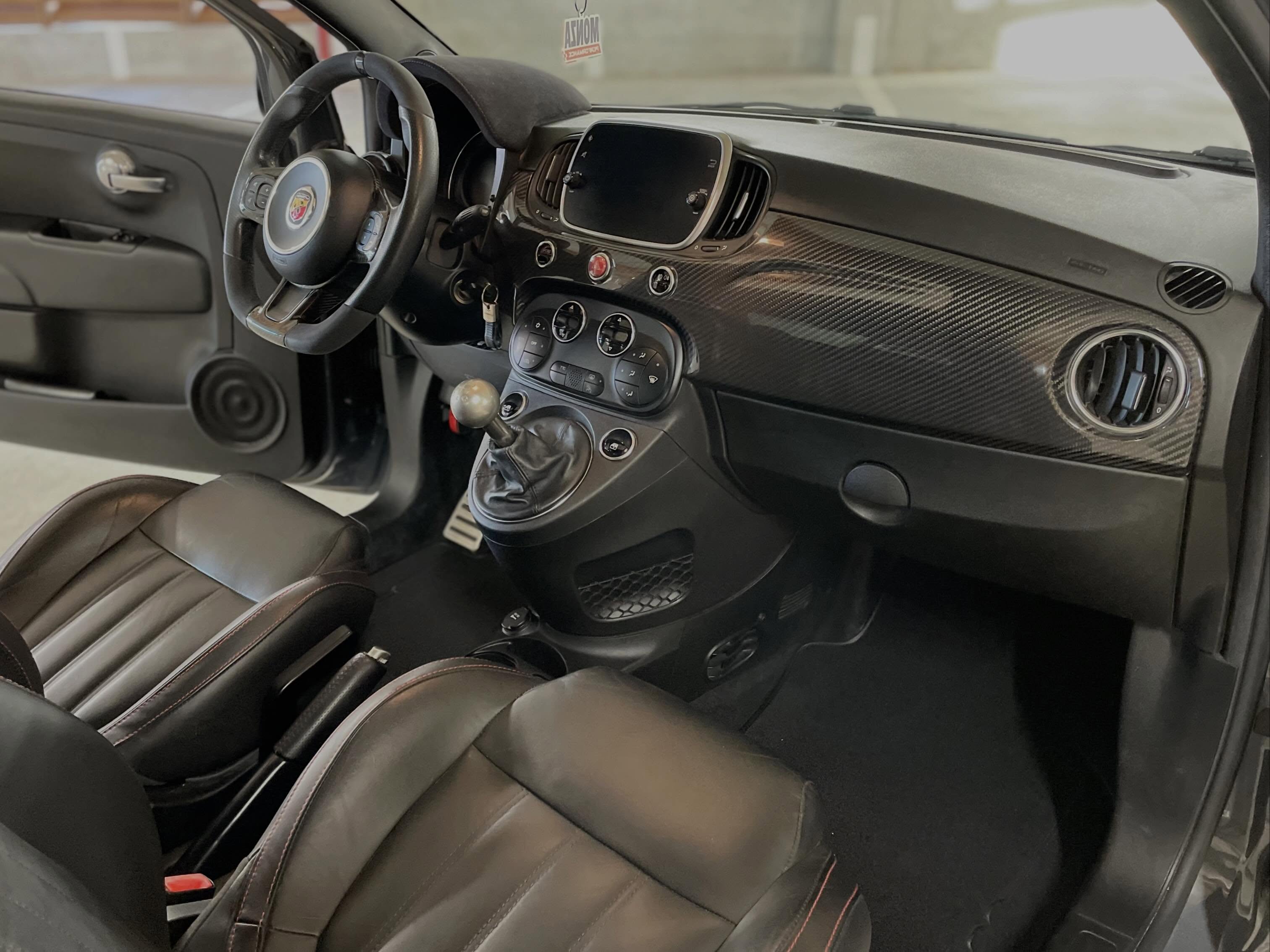 Fiat 500 - Abarth 695 XSR Yamaha Limited Edition — photo 12