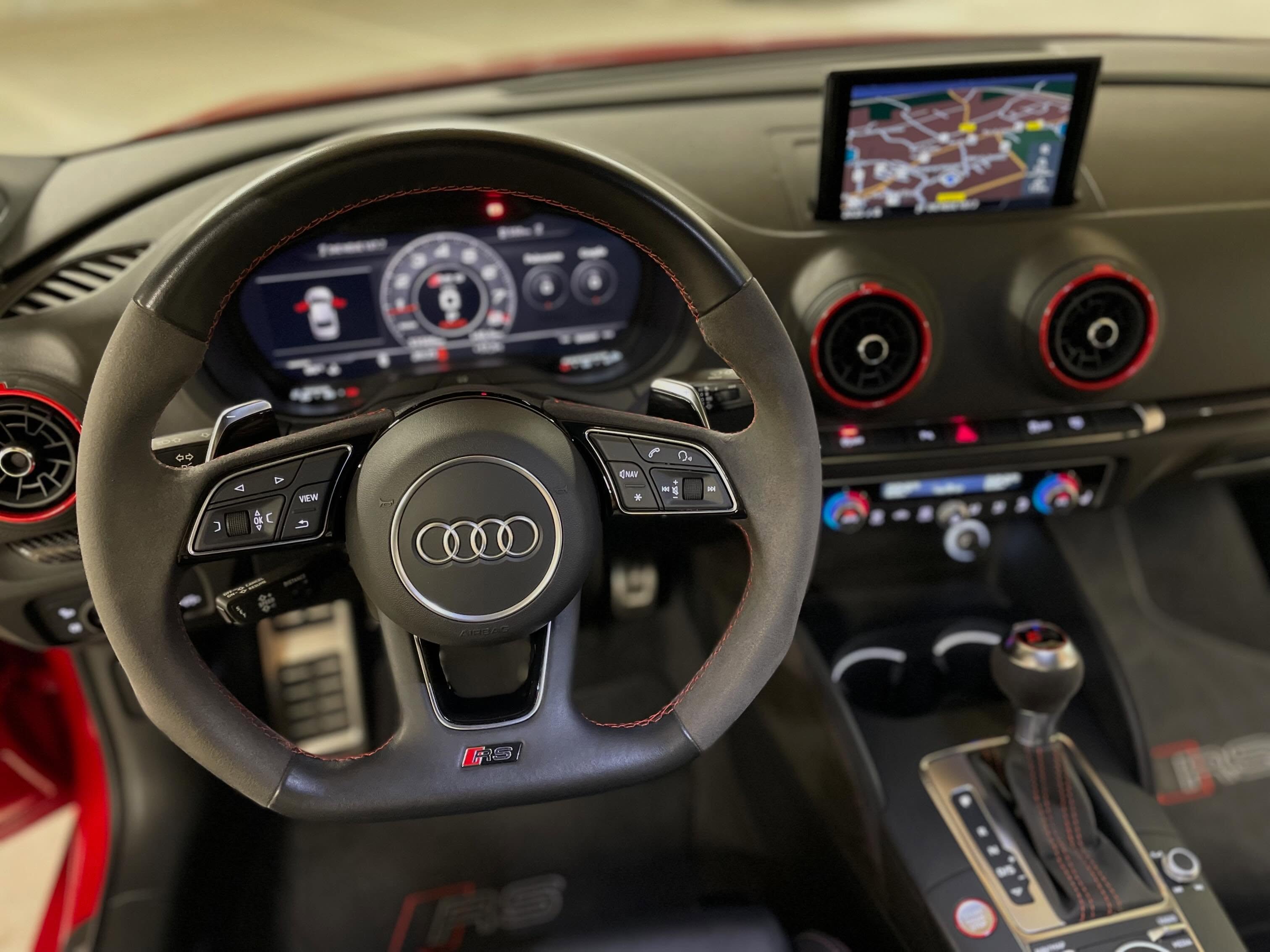 Audi RS3 Berline Quattro — photo 9