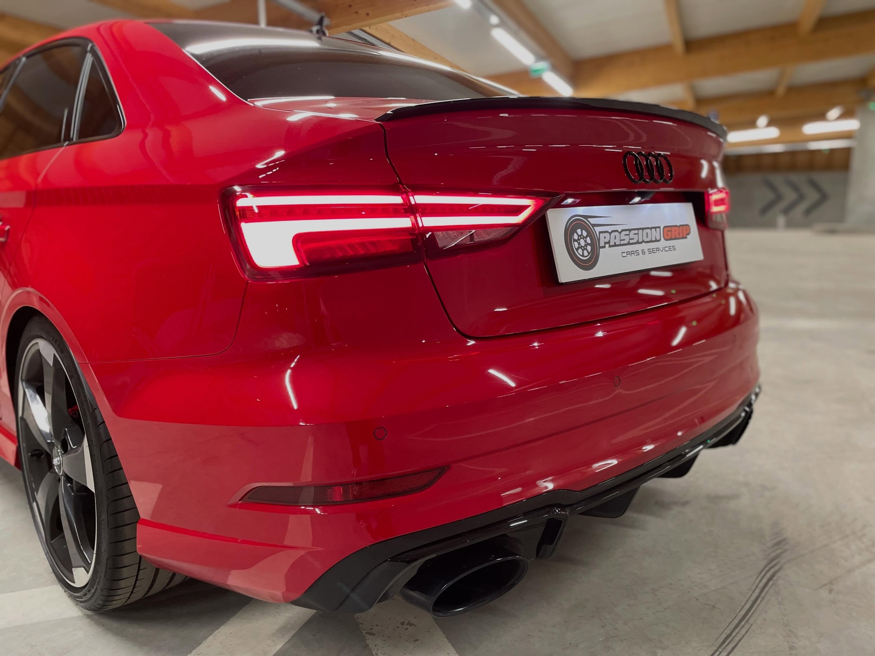 Audi RS3 Berline Quattro — photo 13