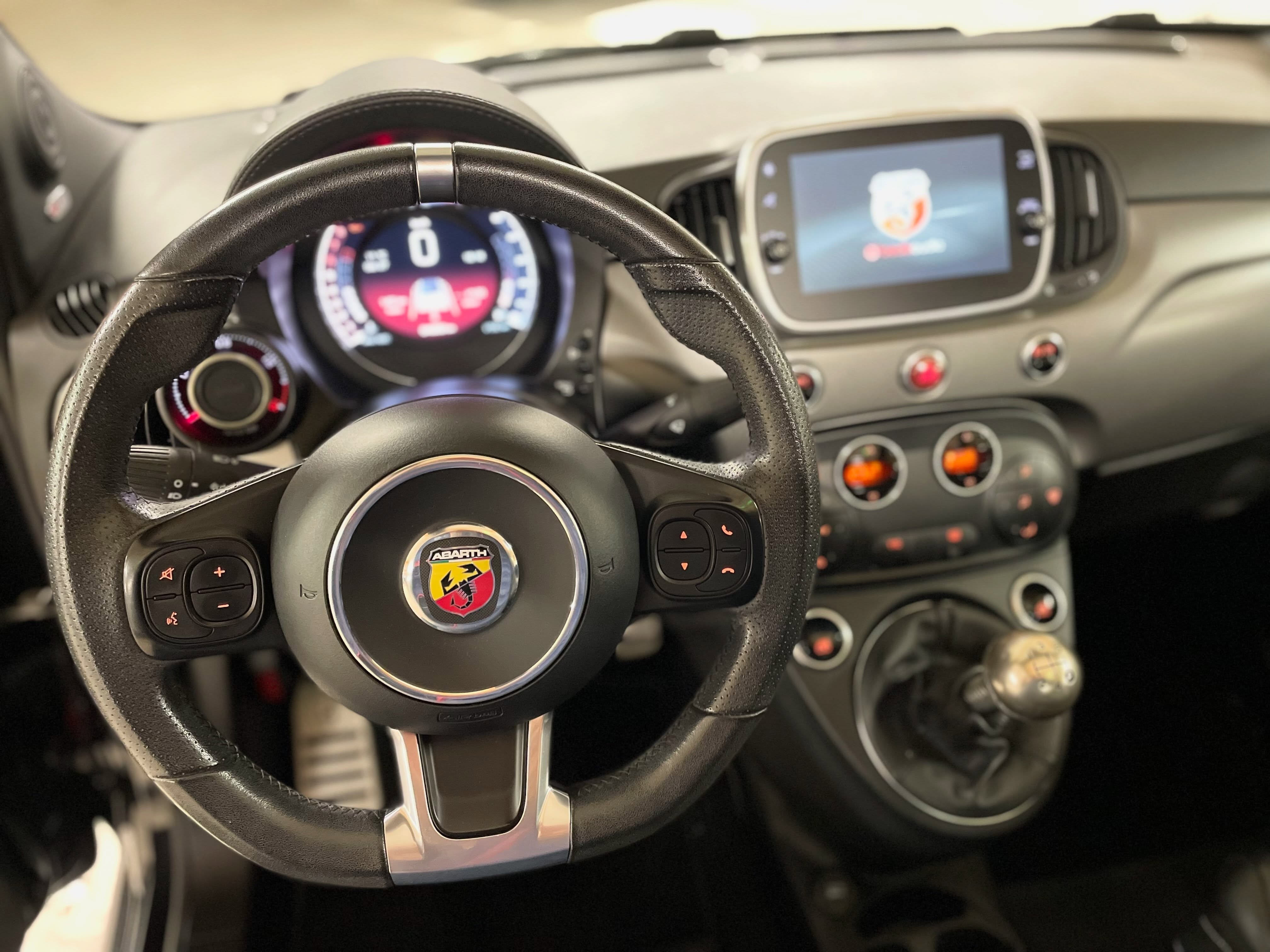 Fiat 500 - Abarth 595C Turismo Cabriolet — photo 8